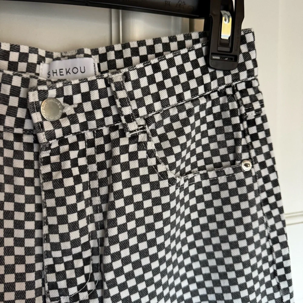 Shekou black and white checkered denim junior’s size XS - Picture 2 of 8